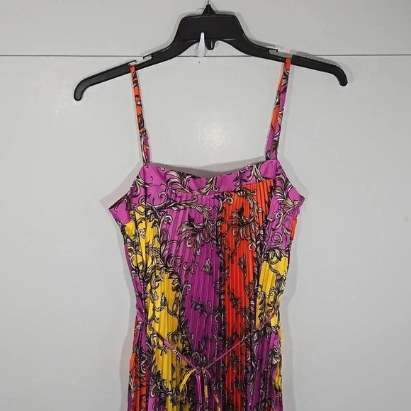 {MILLY} Irene Chain Pleated Midi Dress - Picture 7 of 17